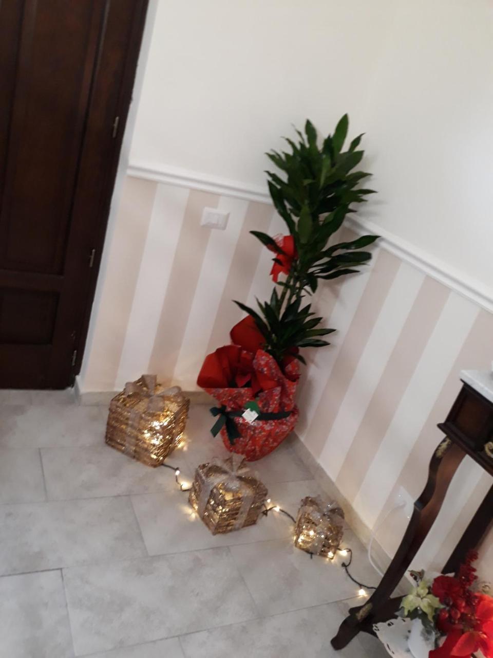 مبيت وإفطار مونريالي A Casa Di Simona المظهر الخارجي الصورة