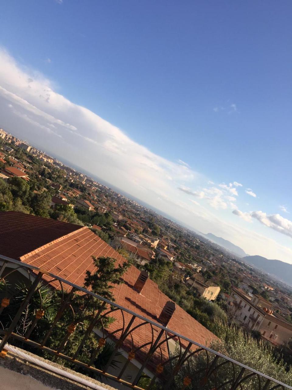 مبيت وإفطار مونريالي A Casa Di Simona المظهر الخارجي الصورة